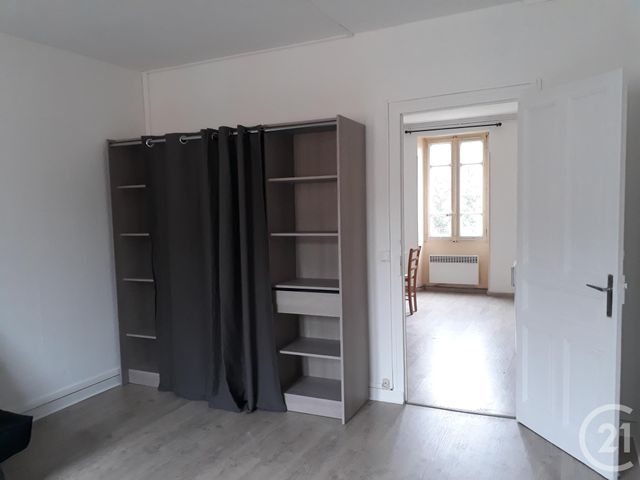 Afficher la photo en grand Appartement F2 à louer - 2 pièces - 37.0 m2 - CASTRES - 81 - MIDI-PYRENEES - Century 21 C.G.I.