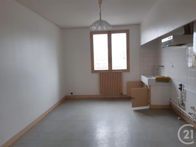 Afficher la photo en grand Appartement F3 à louer - 3 pièces - 90.0 m2 - CASTRES - 81 - MIDI-PYRENEES - Century 21 C.G.I.