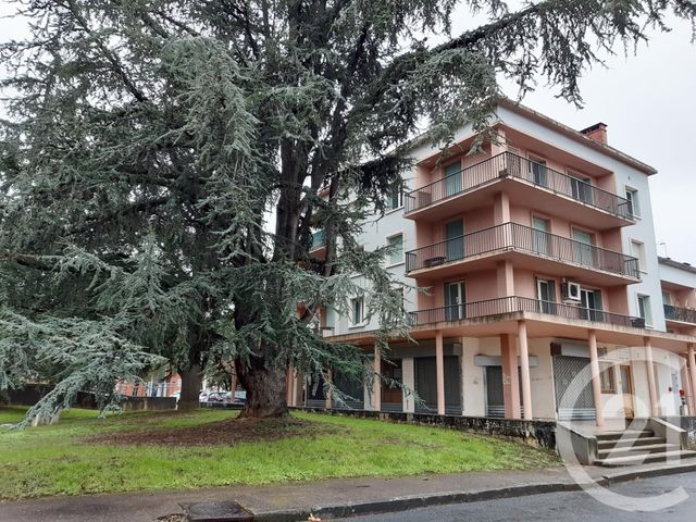 Afficher la photo en grand Appartement F3 à louer - 3 pièces - 90.0 m2 - CASTRES - 81 - MIDI-PYRENEES - Century 21 C.G.I.