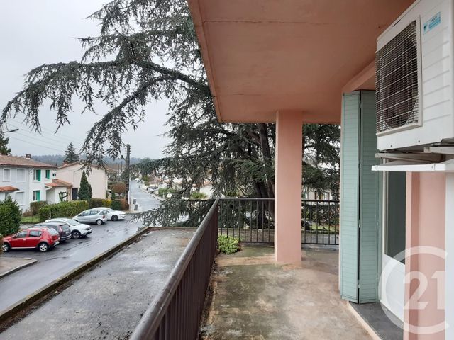Afficher la photo en grand Appartement F3 à louer - 3 pièces - 90.0 m2 - CASTRES - 81 - MIDI-PYRENEES - Century 21 C.G.I.
