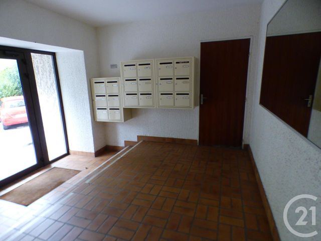 Afficher la photo en grand Appartement T1 à vendre - 1 pièce - 30.04 m2 - CASTRES - 81 - MIDI-PYRENEES - Century 21 C.G.I.