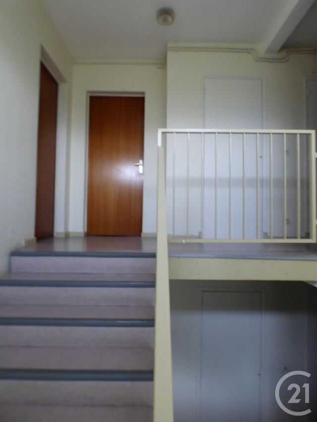 Afficher la photo en grand Appartement T1 à vendre - 1 pièce - 30.04 m2 - CASTRES - 81 - MIDI-PYRENEES - Century 21 C.G.I.
