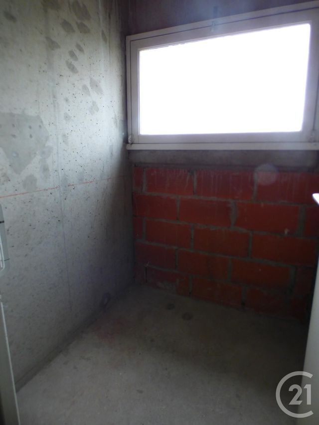 Afficher la photo en grand Appartement T1 à vendre - 1 pièce - 30.04 m2 - CASTRES - 81 - MIDI-PYRENEES - Century 21 C.G.I.