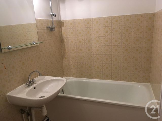 Afficher la photo en grand Appartement T1 à vendre - 1 pièce - 30.04 m2 - CASTRES - 81 - MIDI-PYRENEES - Century 21 C.G.I.