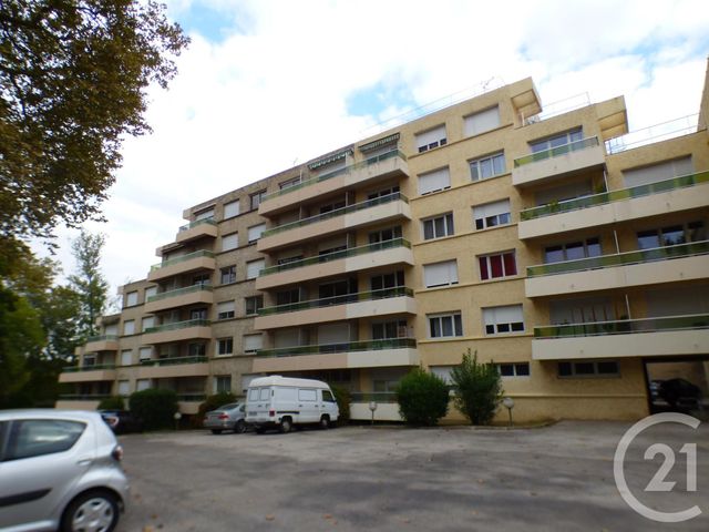 Afficher la photo en grand Appartement T1 à vendre - 1 pièce - 30.04 m2 - CASTRES - 81 - MIDI-PYRENEES - Century 21 C.G.I.