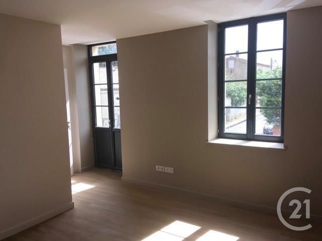 Appartement F2 à louer - 2 pièces - 42.19 m2 - CASTRES - 81 - MIDI-PYRENEES - Century 21 C.G.I.