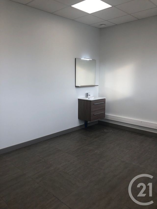 Appartement Local à louer - 1 pièce - 17.0 m2 - CASTRES - 81 - MIDI-PYRENEES - Century 21 C.G.I.