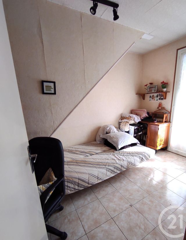 Afficher la photo en grand Appartement à vendre - 7 pièces - 147.66 m2 - CASTRES - 81 - MIDI-PYRENEES - Century 21 C.G.I.