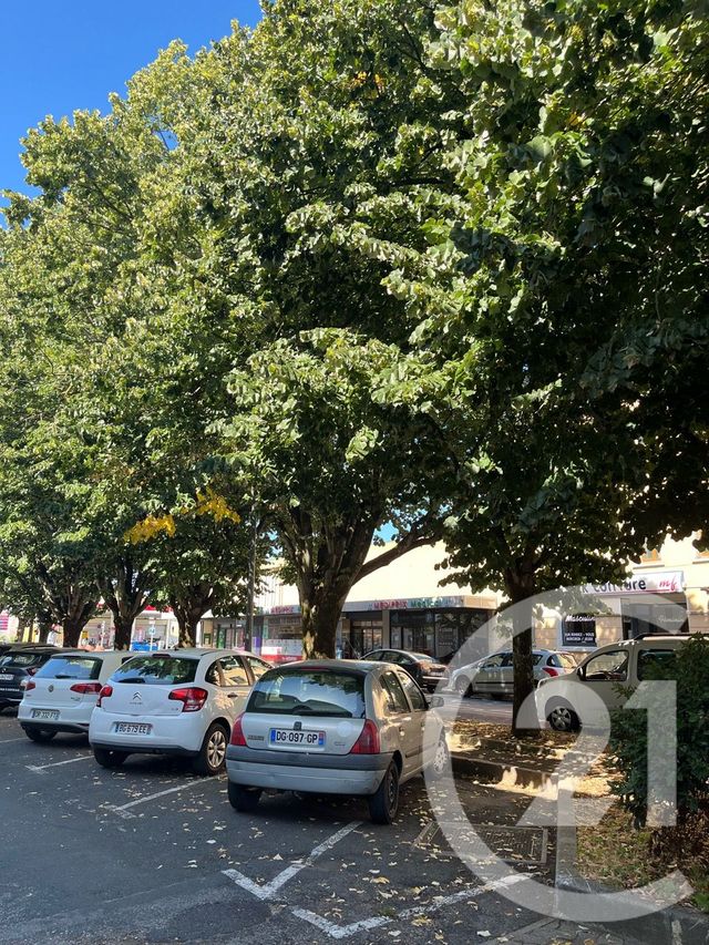 Appartement à louer - 3 pièces - 53.0 m2 - CASTRES - 81 - MIDI-PYRENEES - Century 21 C.G.I.