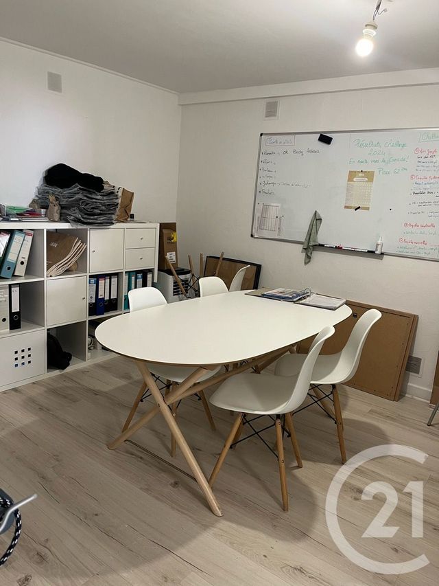 Appartement à louer - 3 pièces - 53.0 m2 - CASTRES - 81 - MIDI-PYRENEES - Century 21 C.G.I.