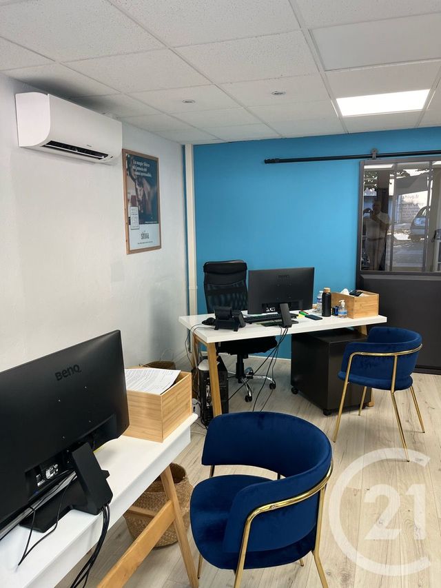 Appartement à louer - 3 pièces - 53.0 m2 - CASTRES - 81 - MIDI-PYRENEES - Century 21 C.G.I.