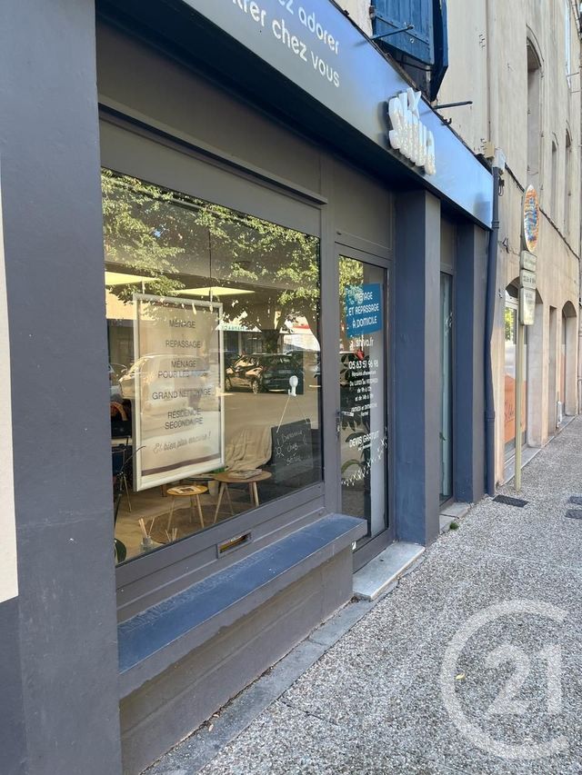 commerce à louer - 54.0 m2 - CASTRES - 81 - MIDI-PYRENEES - Century 21 C.G.I.