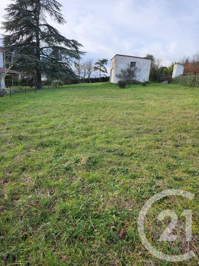 terrain à vendre - 668.0 m2 - CASTRES - 81 - MIDI-PYRENEES - Century 21 C.G.I.