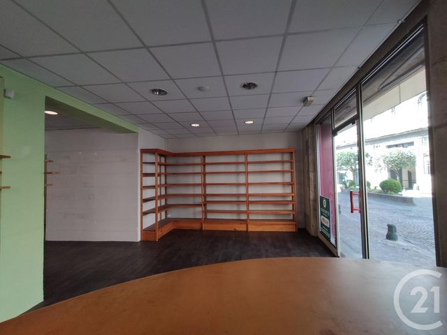 commerce à louer - 74.0 m2 - CASTRES - 81 - MIDI-PYRENEES - Century 21 C.G.I.