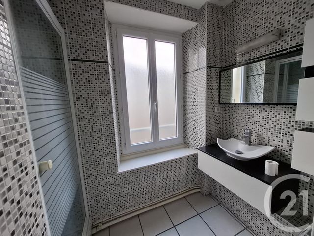 Appartement F4 à louer - 4 pièces - 91.0 m2 - CASTRES - 81 - MIDI-PYRENEES - Century 21 C.G.I.