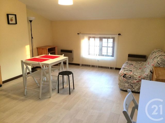 Appartement Studio à louer - 1 pièce - 25.0 m2 - CASTRES - 81 - MIDI-PYRENEES - Century 21 C.G.I.