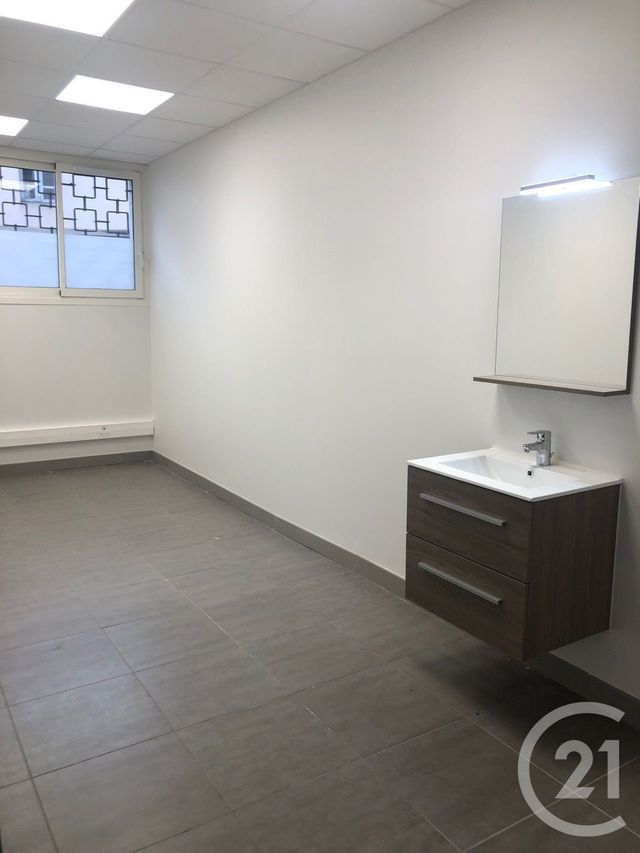 Appartement Local à louer - 1 pièce - 17.0 m2 - CASTRES - 81 - MIDI-PYRENEES - Century 21 C.G.I.