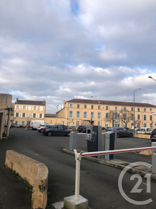 Appartement Local à louer - 1 pièce - 17.0 m2 - CASTRES - 81 - MIDI-PYRENEES - Century 21 C.G.I.