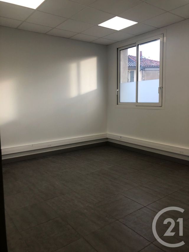 Appartement Local à louer - 1 pièce - 17.0 m2 - CASTRES - 81 - MIDI-PYRENEES - Century 21 C.G.I.