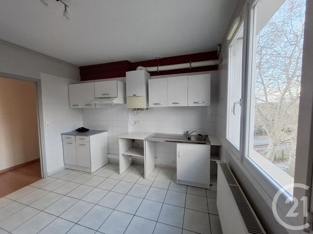 Appartement F4 à louer - 4 pièces - 89.28 m2 - CASTRES - 81 - MIDI-PYRENEES - Century 21 C.G.I.