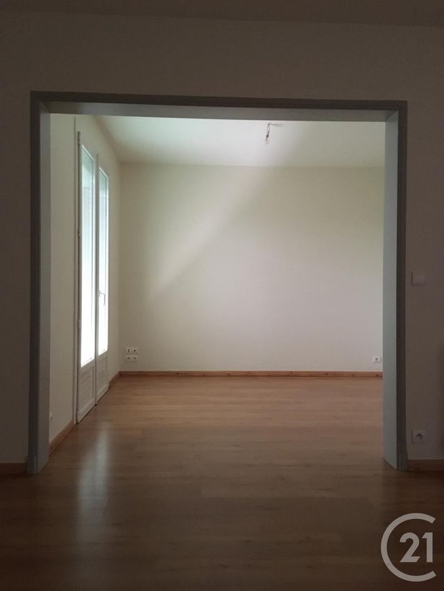 Appartement F4 à louer - 4 pièces - 89.28 m2 - CASTRES - 81 - MIDI-PYRENEES - Century 21 C.G.I.