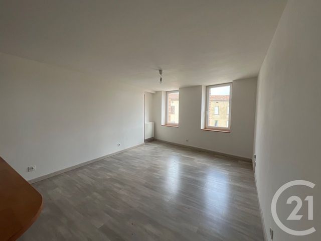 maison à louer - 5 pièces - 107.9 m2 - VIELMUR SUR AGOUT - 81 - MIDI-PYRENEES - Century 21 C.G.I.