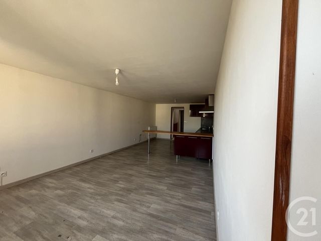 maison à louer - 5 pièces - 107.9 m2 - VIELMUR SUR AGOUT - 81 - MIDI-PYRENEES - Century 21 C.G.I.