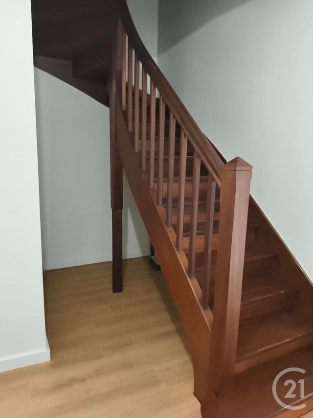 Appartement F3 à vendre - 5 pièces - 63.0 m2 - CASTRES - 81 - MIDI-PYRENEES - Century 21 C.G.I.