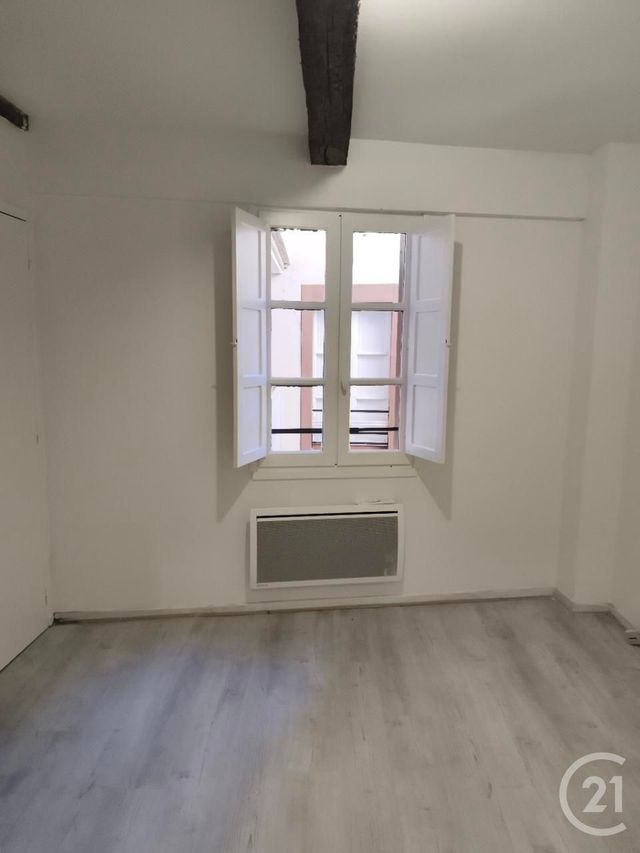 Appartement F3 à vendre - 5 pièces - 63.0 m2 - CASTRES - 81 - MIDI-PYRENEES - Century 21 C.G.I.