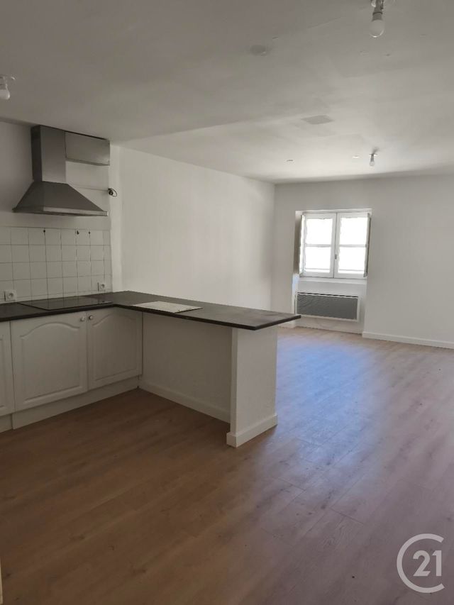 Appartement F3 bis à vendre - 5 pièces - 72.0 m2 - CASTRES - 81 - MIDI-PYRENEES - Century 21 C.G.I.