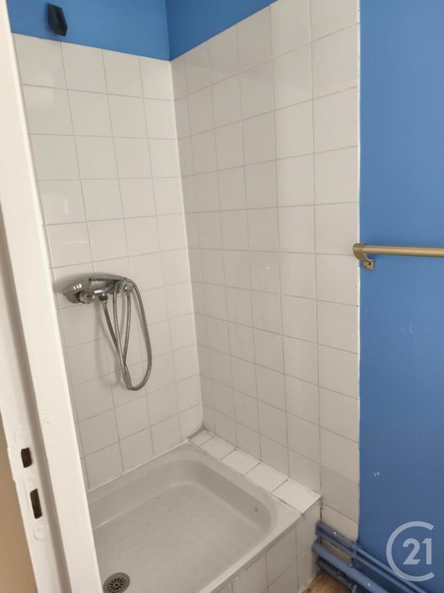 Appartement F3 bis à vendre - 5 pièces - 72.0 m2 - CASTRES - 81 - MIDI-PYRENEES - Century 21 C.G.I.