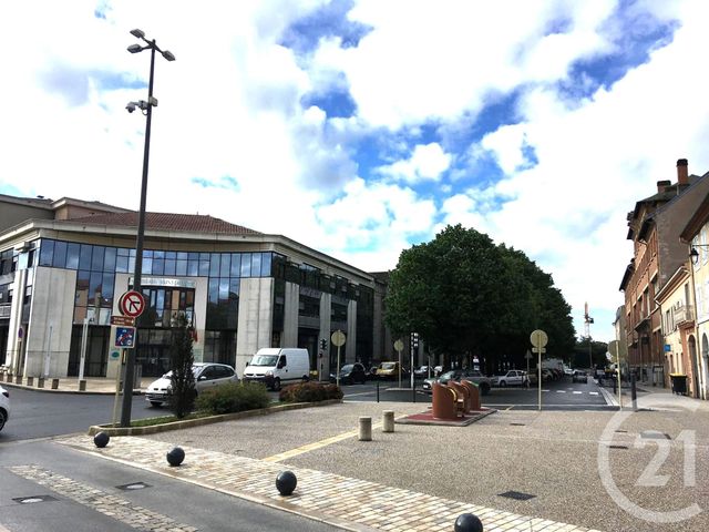 Appartement F4 à vendre - 5 pièces - 91.0 m2 - CASTRES - 81 - MIDI-PYRENEES - Century 21 C.G.I.