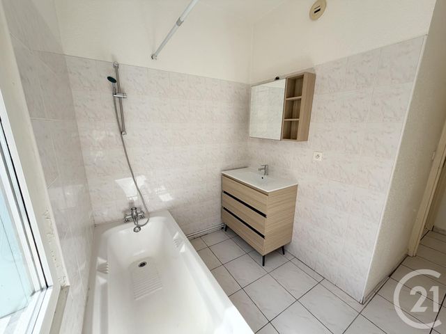 Appartement F3 à vendre - 3 pièces - 58.41 m2 - CASTRES - 81 - MIDI-PYRENEES - Century 21 C.G.I.