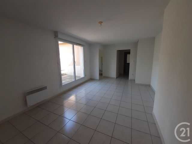 Appartement F2 à louer - 2 pièces - 47.0 m2 - CASTRES - 81 - MIDI-PYRENEES - Century 21 C.G.I.