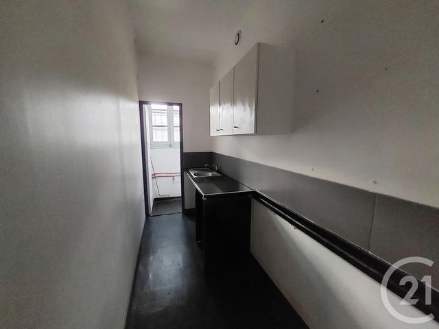 Appartement F3 à louer - 3 pièces - 90.0 m2 - CASTRES - 81 - MIDI-PYRENEES - Century 21 C.G.I.