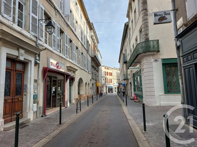 Appartement F3 à louer - 3 pièces - 90.0 m2 - CASTRES - 81 - MIDI-PYRENEES - Century 21 C.G.I.