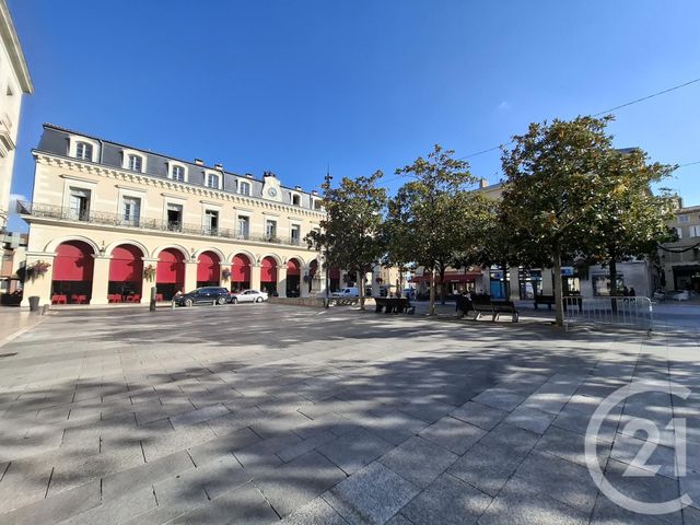 Appartement F2 à louer - 2 pièces - 41.47 m2 - CASTRES - 81 - MIDI-PYRENEES - Century 21 C.G.I.