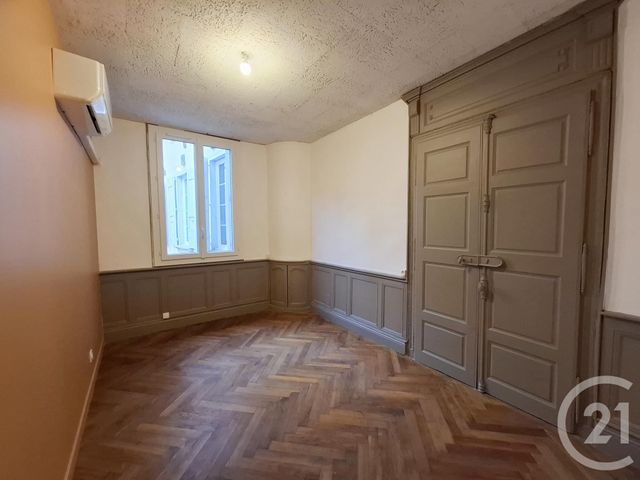 Appartement F3 à louer - 3 pièces - 96.0 m2 - CASTRES - 81 - MIDI-PYRENEES - Century 21 C.G.I.