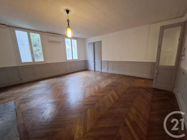 Appartement F3 à louer - 3 pièces - 96.0 m2 - CASTRES - 81 - MIDI-PYRENEES - Century 21 C.G.I.