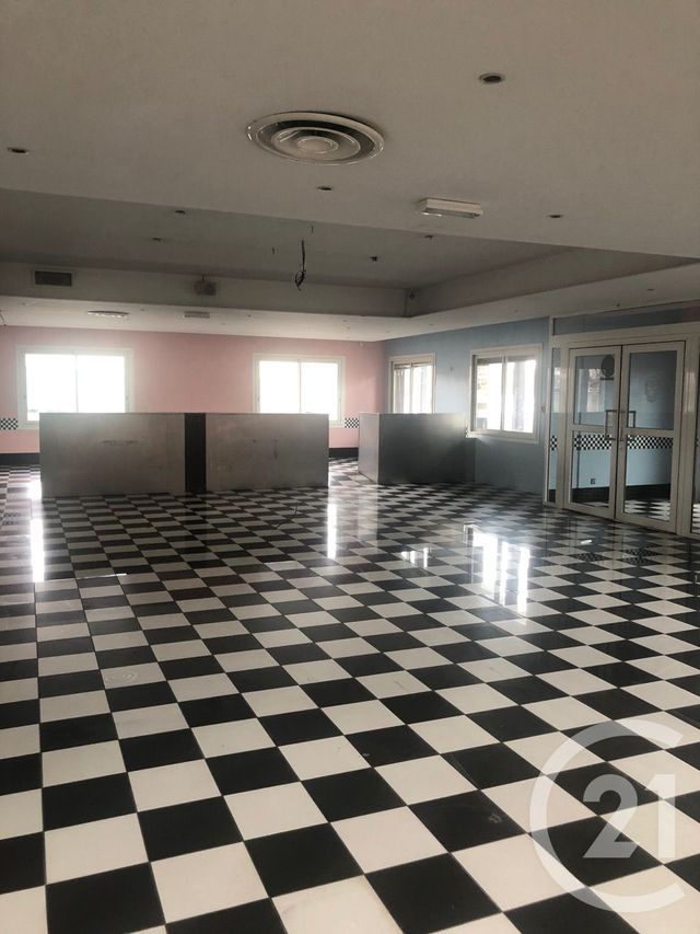 maison à louer - 12 pièces - 418.0 m2 - CASTRES - 81 - MIDI-PYRENEES - Century 21 C.G.I.