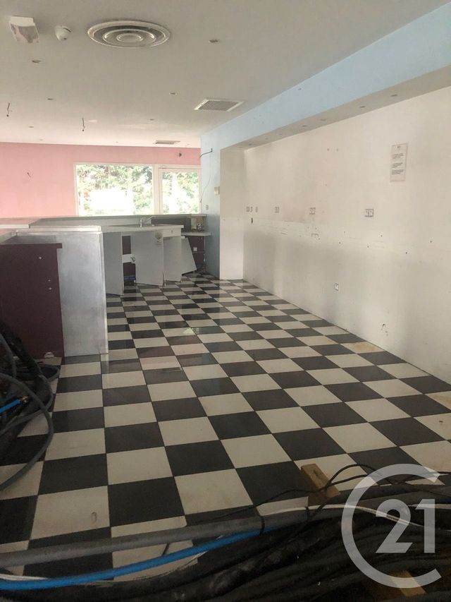 maison à louer - 12 pièces - 418.0 m2 - CASTRES - 81 - MIDI-PYRENEES - Century 21 C.G.I.