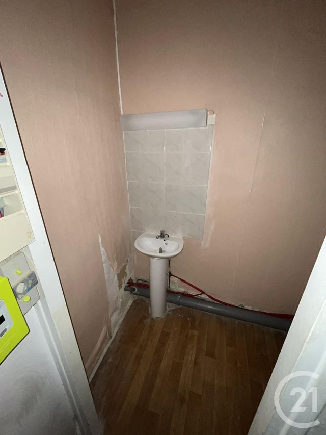 Appartement F2 à louer - 2 pièces - 41.0 m2 - CASTRES - 81 - MIDI-PYRENEES - Century 21 C.G.I.