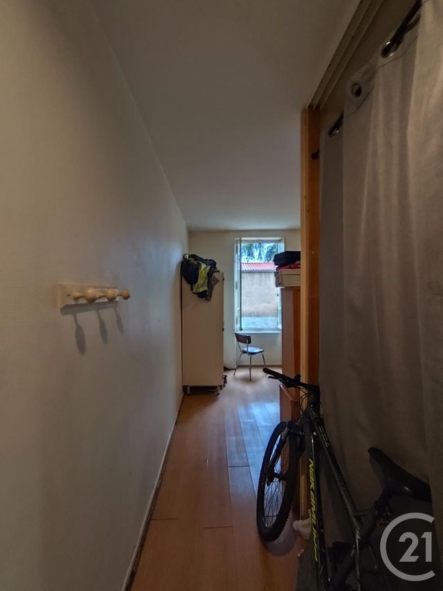 Appartement F1 à vendre - 1 pièce - 30.67 m2 - CASTRES - 81 - MIDI-PYRENEES - Century 21 C.G.I.