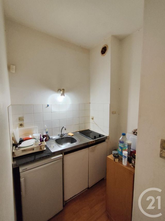 Appartement F1 à vendre - 1 pièce - 30.67 m2 - CASTRES - 81 - MIDI-PYRENEES - Century 21 C.G.I.