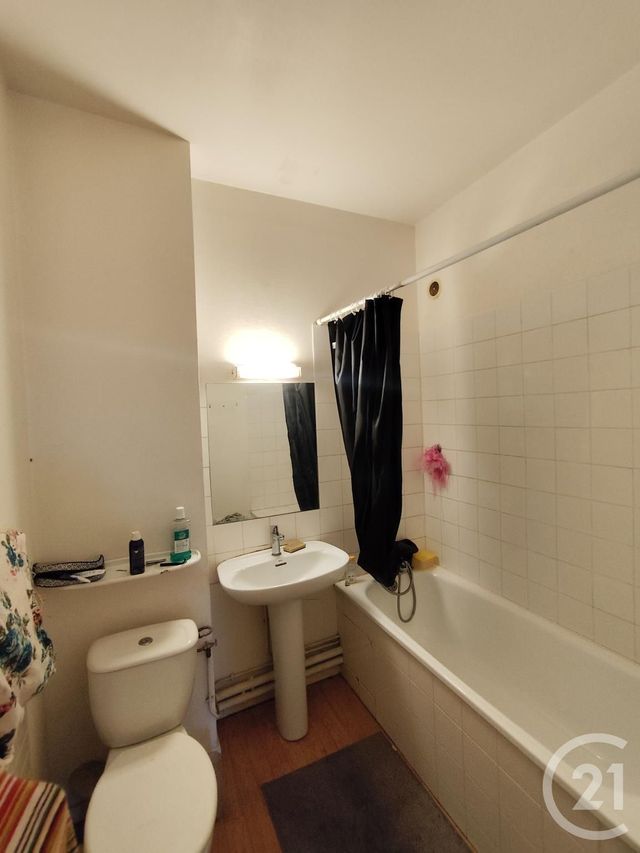 Appartement F1 à vendre - 1 pièce - 30.67 m2 - CASTRES - 81 - MIDI-PYRENEES - Century 21 C.G.I.