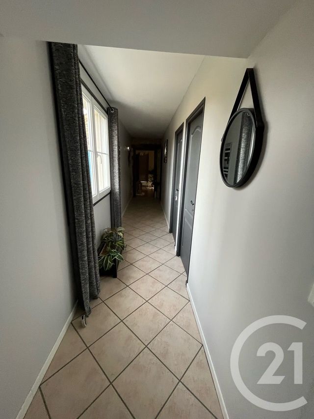 maison à louer - 7 pièces - 215.0 m2 - LAUTREC - 81 - MIDI-PYRENEES - Century 21 C.G.I.