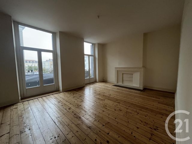 Appartement T4 à louer - 4 pièces - 115.8 m2 - CASTRES - 81 - MIDI-PYRENEES - Century 21 C.G.I.