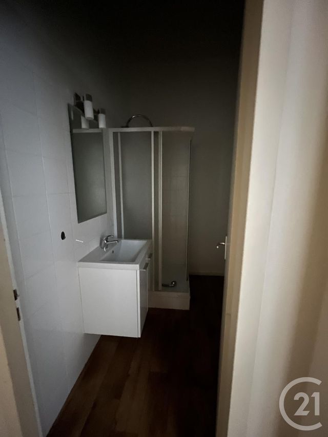 Appartement T4 à louer - 4 pièces - 115.8 m2 - CASTRES - 81 - MIDI-PYRENEES - Century 21 C.G.I.