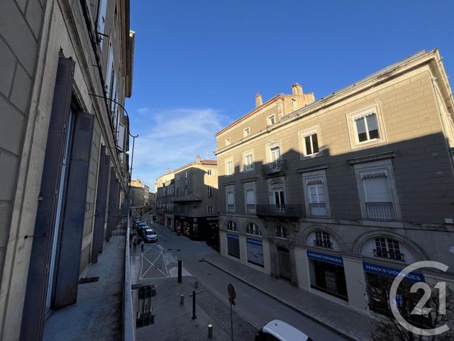 Appartement T4 à louer - 4 pièces - 115.8 m2 - CASTRES - 81 - MIDI-PYRENEES - Century 21 C.G.I.