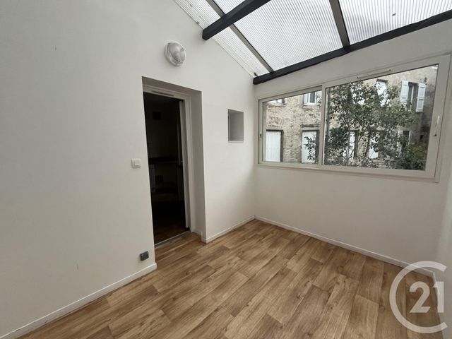 Appartement T4 à louer - 4 pièces - 115.8 m2 - CASTRES - 81 - MIDI-PYRENEES - Century 21 C.G.I.